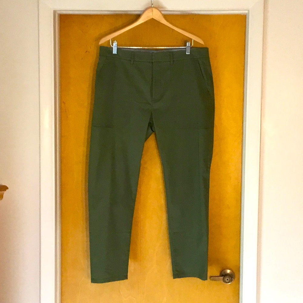 J Crew Slim Boyfriend Chino stretch cotton Olive Green Size 31